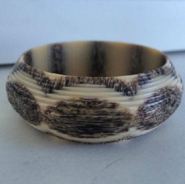 can we talk about this #leastein for a minute? #shortmoney #celluloid #vintagejewelry #vintagebracelets #plasticruleseverythingaroundme #rideitlikeyoustoleit